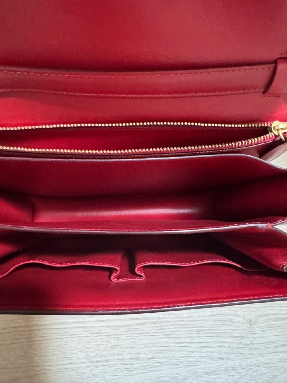 Celine Red Leather Box Bag with Gold Hardware - Picture 3 of 9